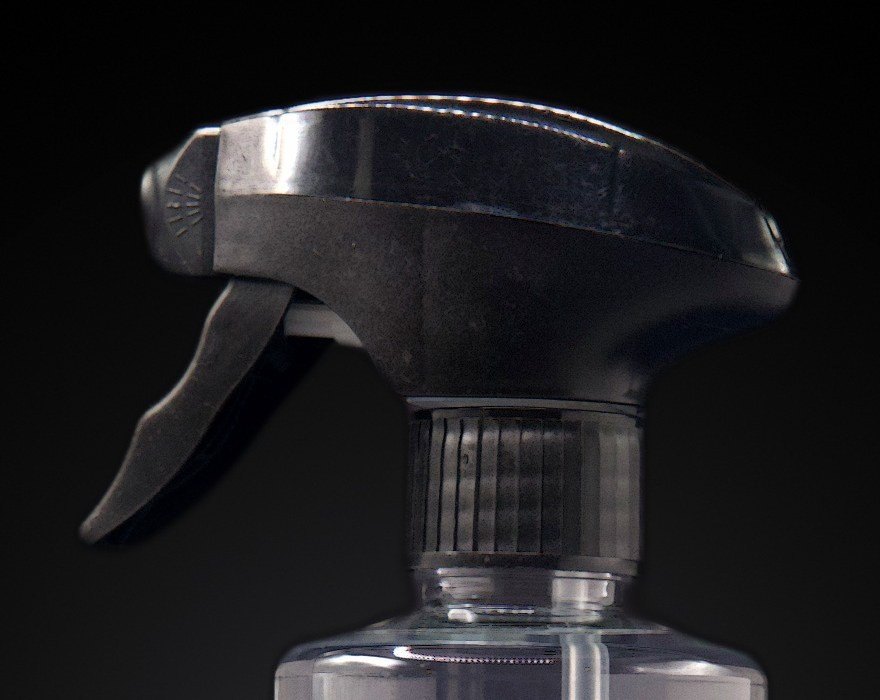 Close view of the black trigger sprayer head.